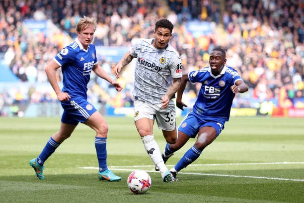 Soi kèo tài xỉu Leicester City vs Wolves